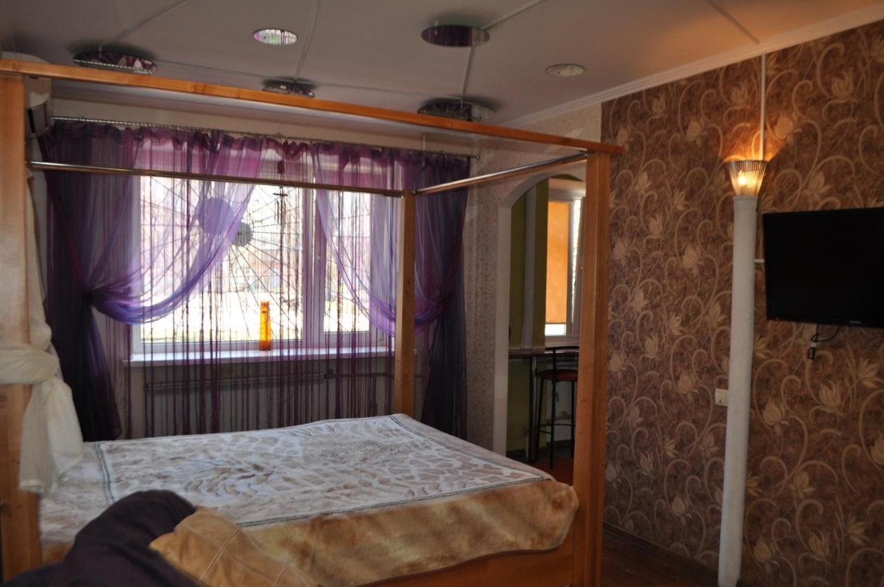Cozy Apartments Near The Mcdonalds Kremenchuk Bagian luar foto